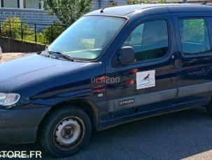 Fourgon avec parois et toit rigide Citroën Berlingo