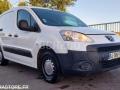Fourgon avec parois et toit rigide Peugeot Partner