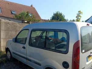 Fourgon avec parois et toit rigide Renault Kangoo