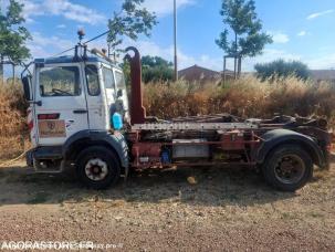Benne amovible (à bras) Renault M150