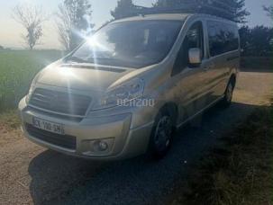 Fourgon avec parois et toit rigide Fiat Scudo