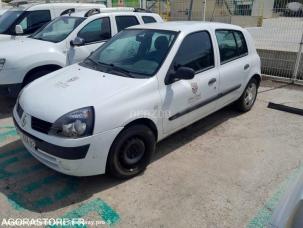 Fourgon avec parois et toit rigide Renault Clio