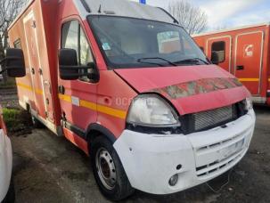 Ambulance (pour personne couchée) Renault Master
