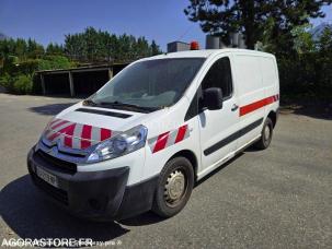 Fourgon avec parois et toit rigide Citroën Jumpy