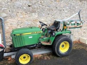 Tracteur agricole John Deere