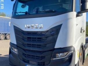 Pour semi-remorque Iveco 440S46