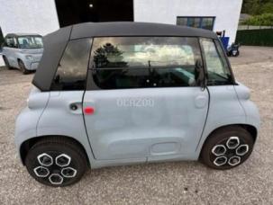 Fourgon avec parois et toit rigide Citroën Ami