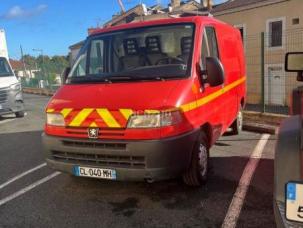Fourgon avec parois et toit rigide Peugeot Boxer