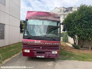 Autobus Renault Midlum