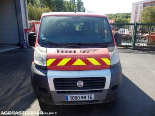 Fourgon avec parois et toit rigide Fiat Ducato