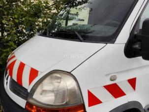 Fourgon avec parois et toit rigide Renault Master