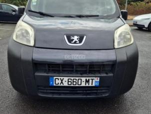 Fourgon avec parois et toit rigide Peugeot Bipper