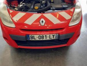 Fourgon avec parois et toit rigide Renault Clio