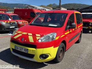 Fourgon avec parois et toit rigide Peugeot Partner