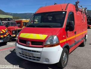 Fourgon avec parois et toit rigide Renault Master