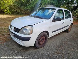 Fourgon avec parois et toit rigide Renault Clio