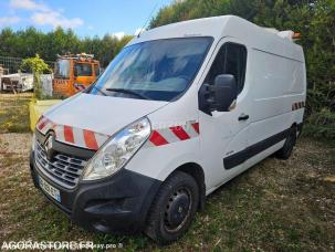 Fourgon avec parois et toit rigide Renault Master