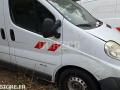 Fourgon avec parois et toit rigide Renault Trafic