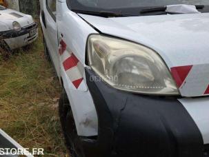 Fourgon avec parois et toit rigide Citroën Nemo
