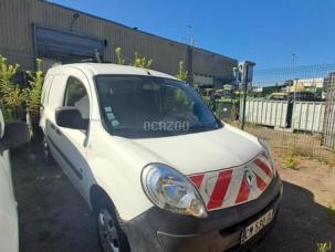 Fourgon avec parois et toit rigide Renault Kangoo