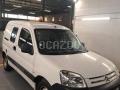 Fourgon avec parois et toit rigide Citroën Berlingo