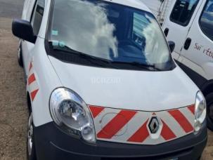 Fourgon avec parois et toit rigide Renault Kangoo