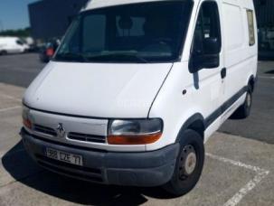 Fourgon avec parois et toit rigide Renault Master