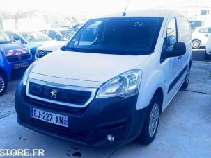 Fourgon avec parois et toit rigide Peugeot Partner