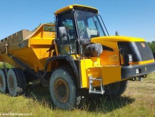 Tombereau articulé Jcb 722