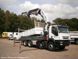 Benne basculante de chantier et de TP Iveco Trakker