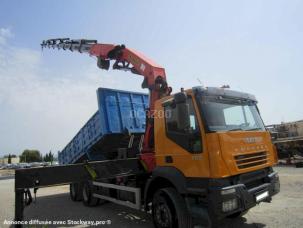 Benne basculante de chantier et de TP Iveco Trakker