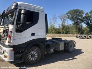 Pour semi-remorque Iveco Stralis