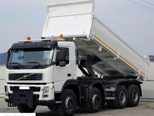 Benne basculante de chantier et de TP Volvo FM