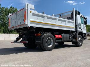 Benne basculante de chantier et de TP Mercedes Actros