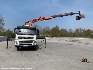 Benne basculante de chantier et de TP Volvo FM