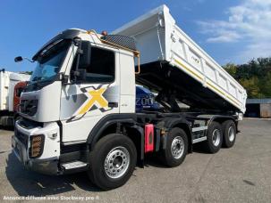 Benne basculante de chantier et de TP Volvo FMX