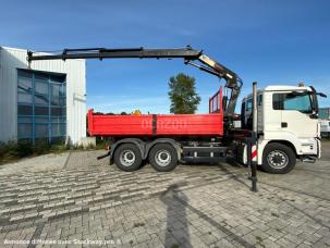 Benne basculante de chantier et de TP MAN TGA