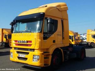 Pour semi-remorque Iveco Stralis