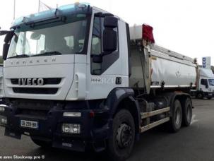 Benne basculante de chantier et de TP Iveco Trakker