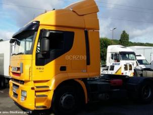 Pour semi-remorque Iveco Stralis