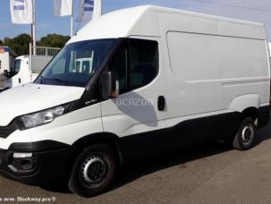 Fourgon avec parois et toit rigide Iveco Daily