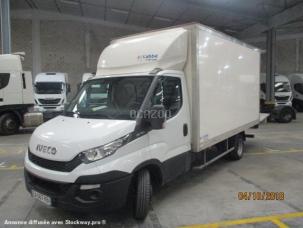 Fourgon avec parois et toit rigide Iveco Daily