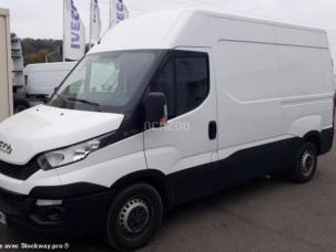 Fourgon avec parois et toit rigide Iveco Daily