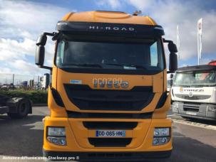 Pour semi-remorque Iveco Stralis