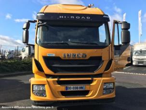 Pour semi-remorque Iveco Stralis