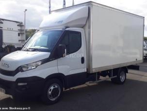 Fourgon avec parois et toit rigide Iveco Daily