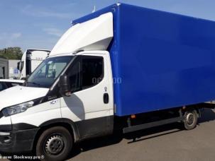 Fourgon avec parois et toit rigide Iveco Daily