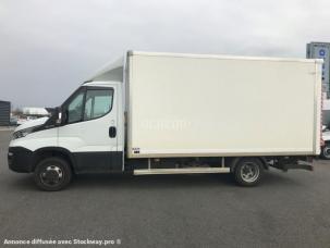 Fourgon avec parois et toit rigide Iveco Daily