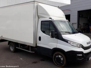 Fourgon avec parois et toit rigide Iveco Daily