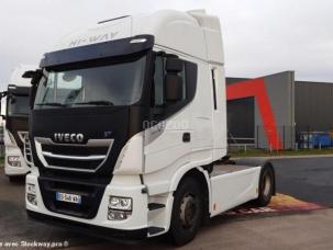 Pour semi-remorque Iveco Stralis